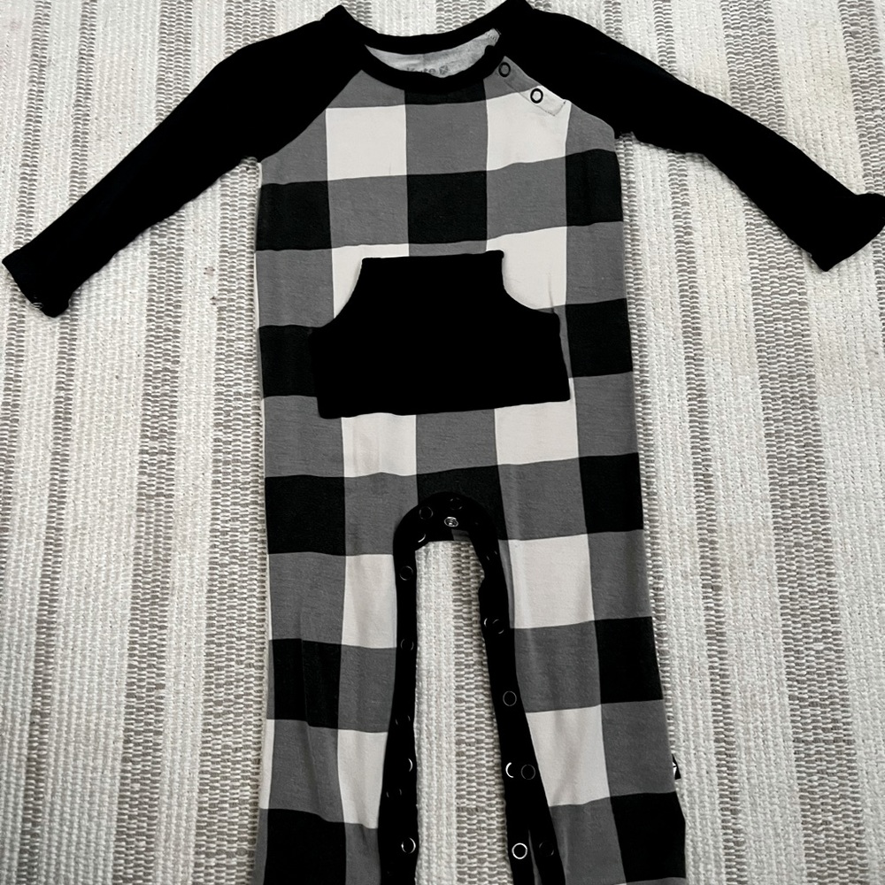 Kyte baby outfit 6-12 month